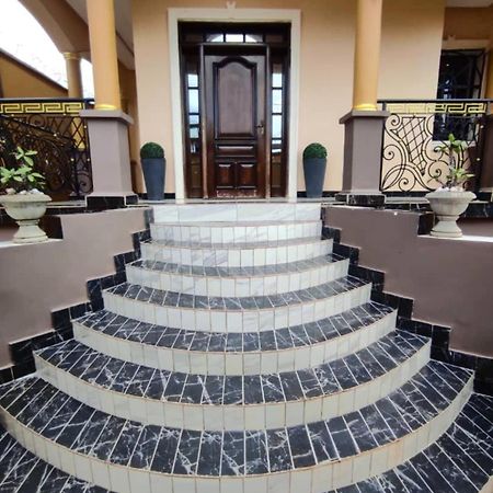 Residence Cherel 'New' Yaoundé エクステリア 写真